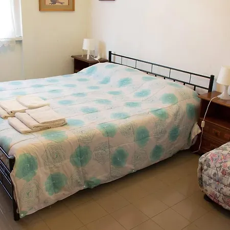 Una Casa A Daire